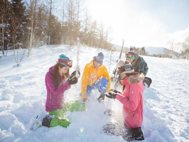 ふかふかの雪で転んでも痛くない♪
