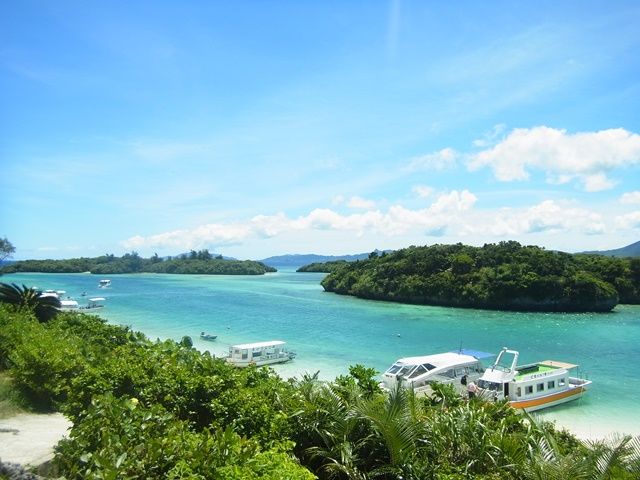 職場は島内の川平（かびら）エリア！日本百景に選ばれた川平湾がある場所です♪