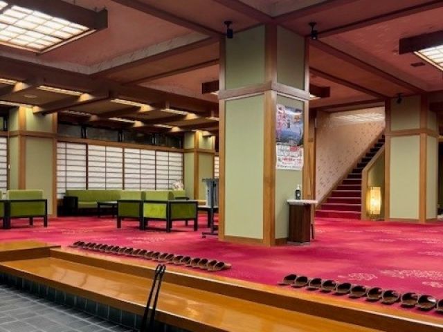 草津よいとこいちどはおいで〜　1年中多くの観光客で賑わっている「湯畑」近くの日本旅館です